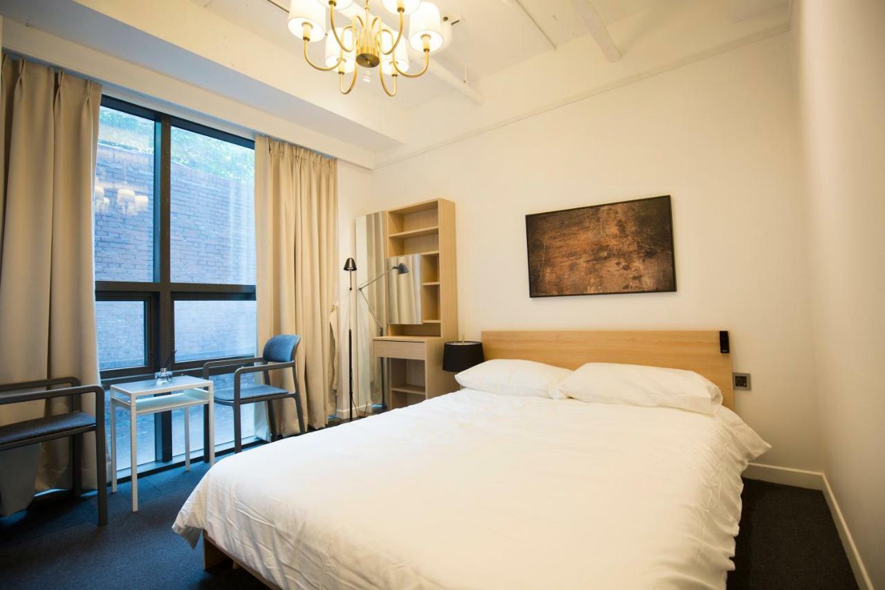 Uh House Apartment