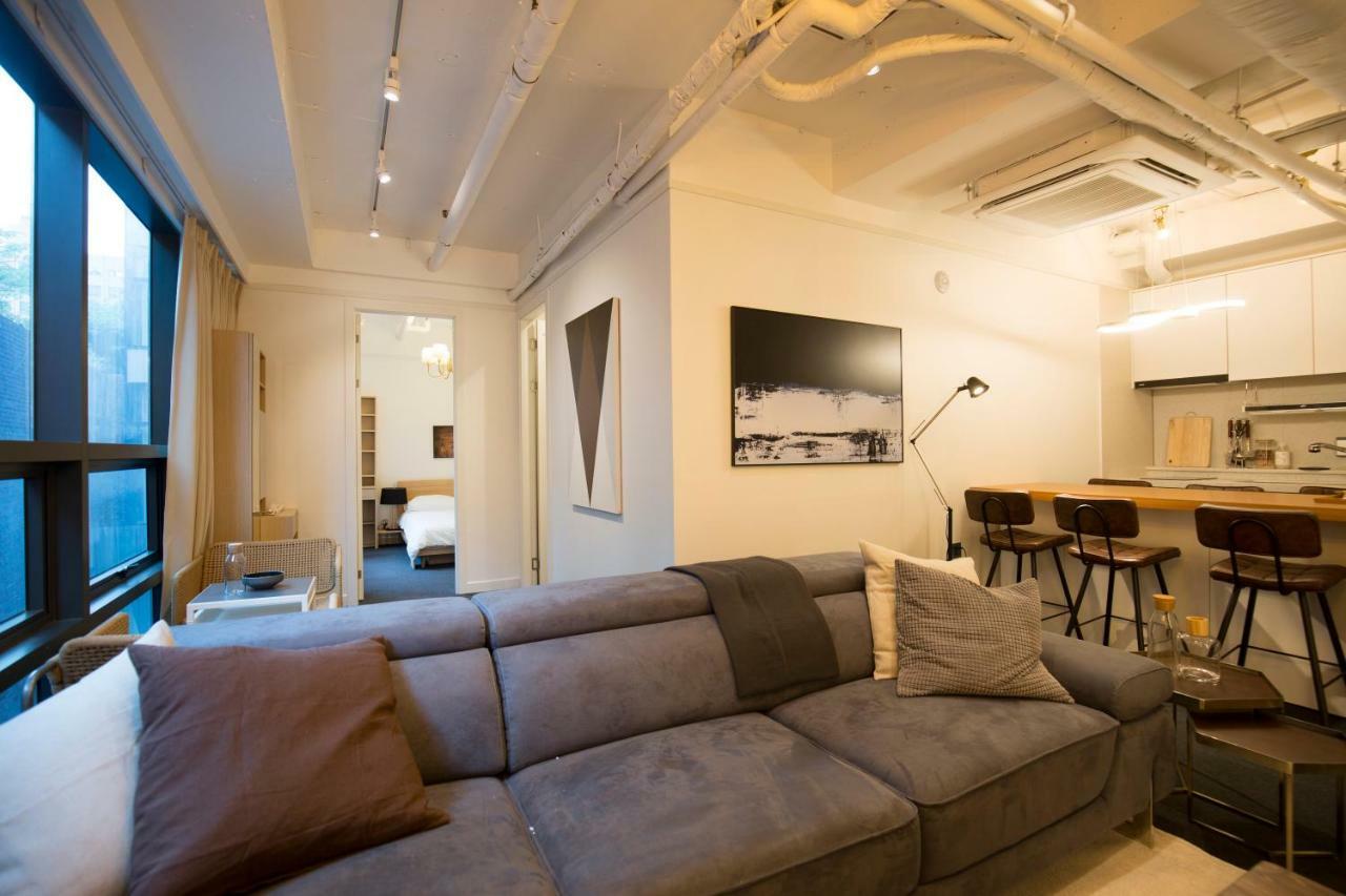 Uh House Apartment