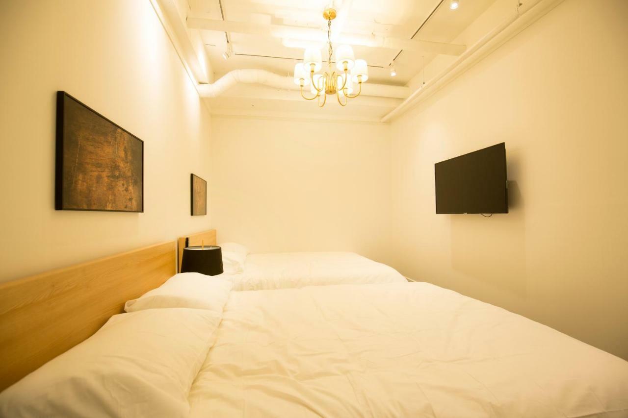 Uh House Seoul